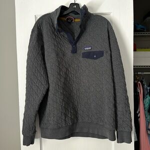 Grey Patagonia pullover